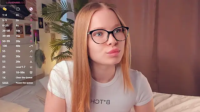 Snapshot of Icehoneybyte chatting on 03/16/26, 07:01 Icehoneybyte online show from 03/16/26, 07:01