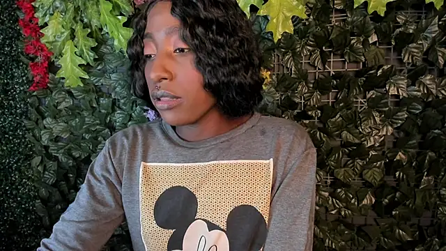 Isaa jonnes  online show from 01/08/26, 02:47