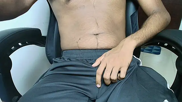 KneelForAlpha online show from 04/17/26, 08:01