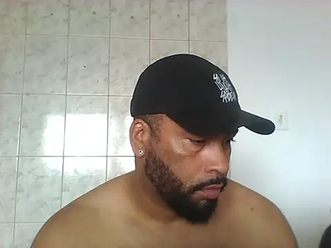 Snapshot of saintmorenobrag chatting on 03/20/26, 02:22 saintmorenobrag online show from 03/20/26, 02:22