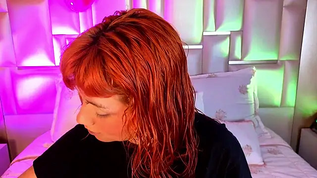 Sienna Desiree online show from 02/12/26, 01:06