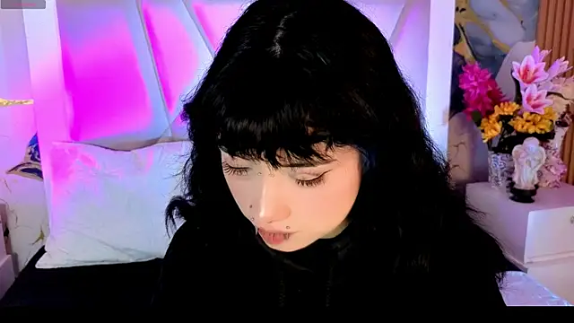 Snapshot of Sienna_Desiree chatting on 04/20/26, 12:41 Sienna Desiree online show from 04/20/26, 12:41