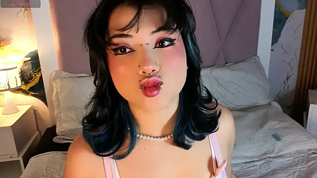 Snapshot of Sienna_Desiree chatting on 07/12/26, 04:03 Sienna Desiree online show from 07/12/26, 04:03