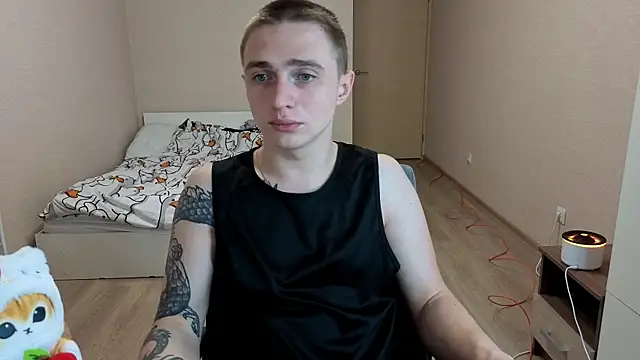 LEO  MILLER online show from 06/13/26, 05:33
