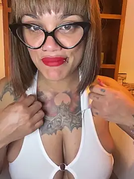 Snapshot of Tahero_98 chatting on 03/10/26, 09:09 Tahero 98 online show from 03/10/26, 09:09