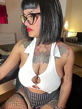 Snapshot of Tahero_98 chatting on 03/23/26, 04:22 Tahero 98 online show from 03/23/26, 04:22