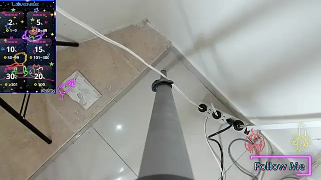 Snapshot of asher_lux chatting on 04/04/26, 09:12 asher lux online show from 04/04/26, 09:12