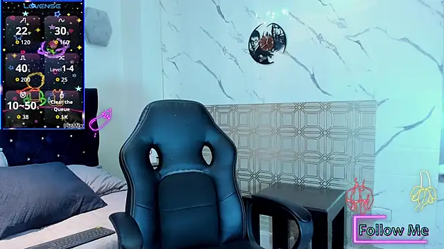 Snapshot of asher_lux chatting on 04/11/26, 08:57 asher lux online show from 04/11/26, 08:57