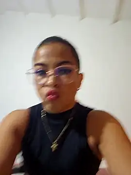 Snapshot of Daphne_Grayy chatting on 02/08/26, 09:40 Daphne Grayy online show from 02/08/26, 09:40