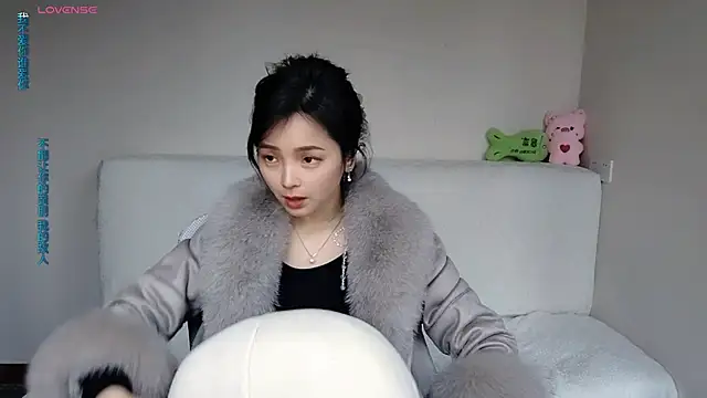 -J-o-y- online show from 01/07/26, 01:41