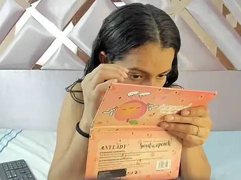 Snapshot of MiaKleinX chatting on 03/19/26, 09:08 MiaKleinX online show from 03/19/26, 09:08