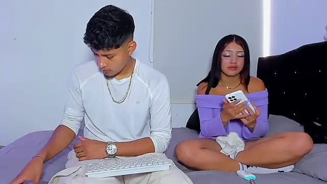 Bela and Dominicck online show from 01/12/26, 09:09