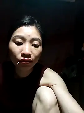 Snapshot of Hiniyk2 chatting on 04/20/26, 01:36 Hiniyk2 online show from 04/20/26, 01:36