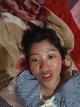 Snapshot of Hiniyk2 chatting on 05/23/26, 01:15 Hiniyk2 online show from 05/23/26, 01:15