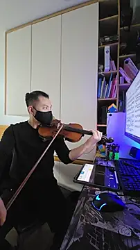 Snapshot of OnlyHand9x chatting on 02/10/26, 06:17 OnlyHand9x online show from 02/10/26, 06:17