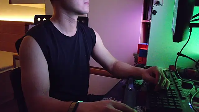 OnlyHand9x online show from 07/23/26, 04:38
