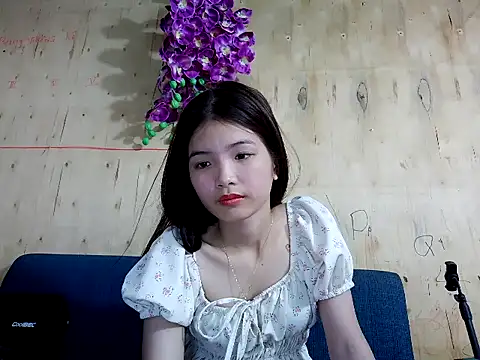 Navy Vina online show from 06/01/26, 04:25