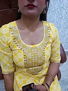 cute payal143 online show from 02/15/26, 06:54