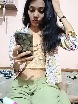 Snapshot of Honey_lily-93 chatting on 07/20/26, 03:36 Honey lily-93 online show from 07/20/26, 03:36