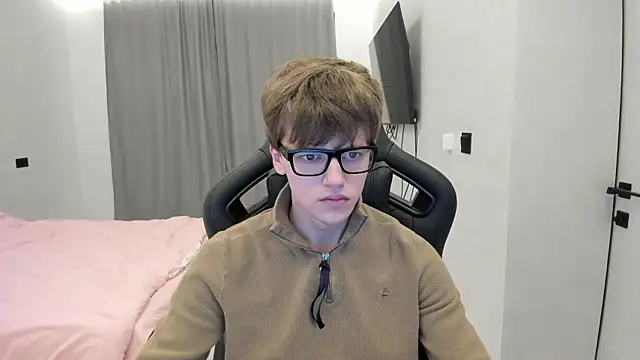 Snapshot of bonekoambalabu chatting on 05/10/26, 01:44 bonekoambalabu online show from 05/10/26, 01:44