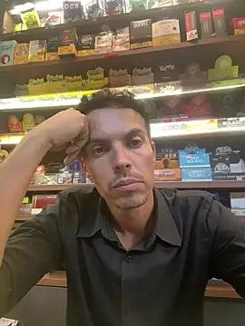 Snapshot of Naldopaugrand chatting on 02/02/26, 11:36 Naldopaugrand online show from 02/02/26, 11:36