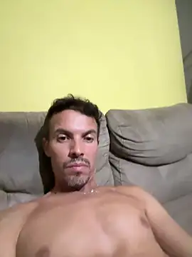 Snapshot of Naldopaugrand chatting on 02/12/26, 02:06 Naldopaugrand online show from 02/12/26, 02:06