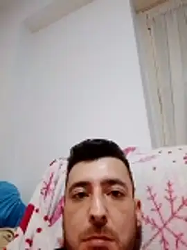 Snapshot of Moreno12456 chatting on 03/23/26, 01:20 Moreno12456 online show from 03/23/26, 01:20