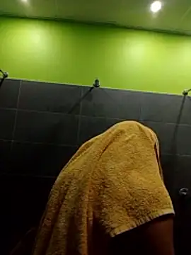 Snapshot of exotishe chatting on 04/12/26, 11:43 exotishe online show from 04/12/26, 11:43