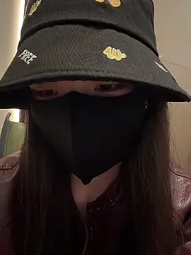 Snapshot of ZJbaby chatting on 03/29/26, 12:49 ZJbaby online show from 03/29/26, 12:49