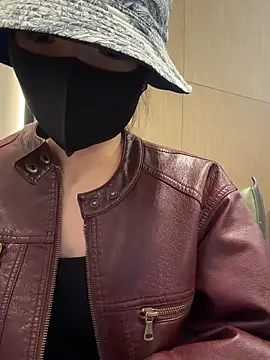 Snapshot of ZJbaby chatting on 03/30/26, 01:01 ZJbaby online show from 03/30/26, 01:01