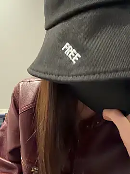 Snapshot of ZJbaby chatting on 04/10/26, 02:00 ZJbaby online show from 04/10/26, 02:00