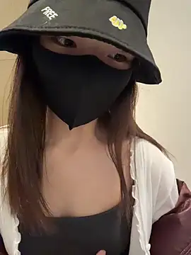 Snapshot of ZJbaby chatting on 04/14/26, 01:28 ZJbaby online show from 04/14/26, 01:28