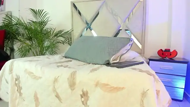 Liam saint online show from 03/31/26, 01:00