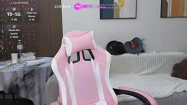 jasmilee online show from 04/13/26, 07:52