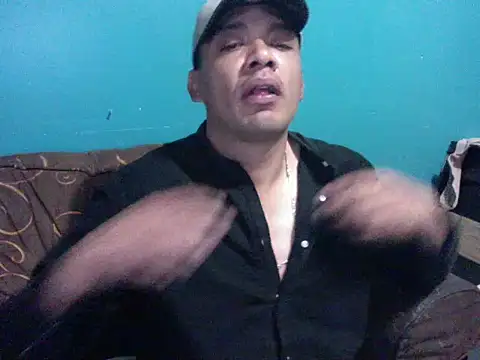 latinomoreno95 online show from 02/28/26, 03:46