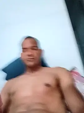 Snapshot of peubaianop19c chatting on 01/13/26, 03:23 peubaianop19c online show from 01/13/26, 03:23