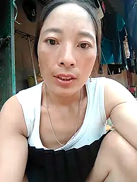 Snapshot of muamua99 chatting on 07/17/26, 11:09 muamua99 online show from 07/17/26, 11:09