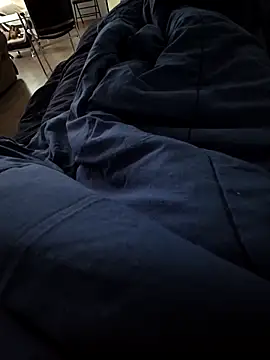 Snapshot of ivan010320 chatting on 04/08/26, 12:32 ivan010320 online show from 04/08/26, 12:32