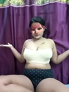 Snapshot of Aanurani chatting on 04/22/26, 12:35 Aanurani online show from 04/22/26, 12:35