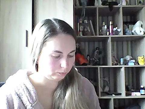 VikiLove765 online show from 01/06/26, 11:25