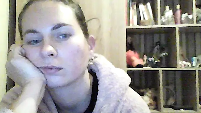 VikiLove765 online show from 01/07/26, 11:40