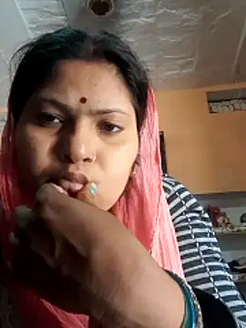 Snapshot of Punam_shekh chatting on 03/18/26, 08:06 Punam shekh online show from 03/18/26, 08:06