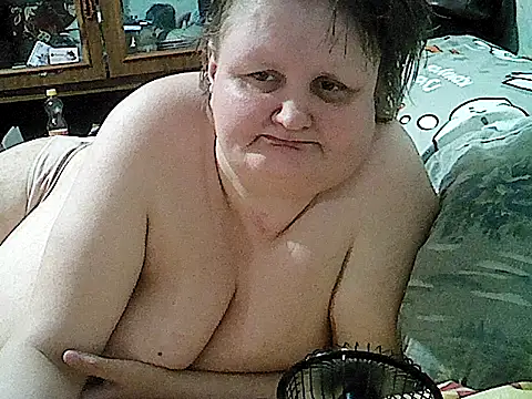 Snapshot of nataly4560 chatting on 04/19/26, 09:50 nataly4560 online show from 04/19/26, 09:50