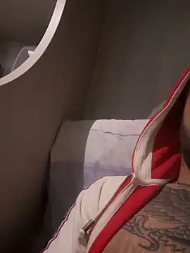 ASannicand64659 online show from 01/13/26, 09:42