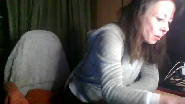 Snapshot of KettyLoveX chatting on 04/14/26, 07:42 KettyLoveX online show from 04/14/26, 07:42