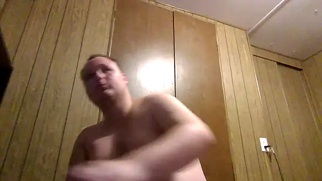 Snapshot of BradyFurness chatting on 07/09/26, 06:45 BradyFurness online show from 07/09/26, 06:45