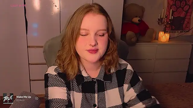 Snapshot of Ol1via chatting on 03/06/26, 01:24 Ol1via online show from 03/06/26, 01:24