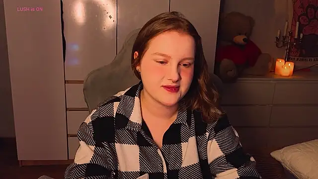 Snapshot of Ol1via chatting on 03/07/26, 01:57 Ol1via online show from 03/07/26, 01:57