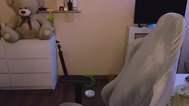 Snapshot of Ol1via chatting on 03/26/26, 03:01 Ol1via online show from 03/26/26, 03:01