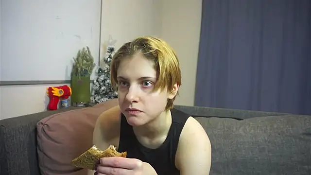 JoycelynMoctezuma online show from 01/07/26, 07:16